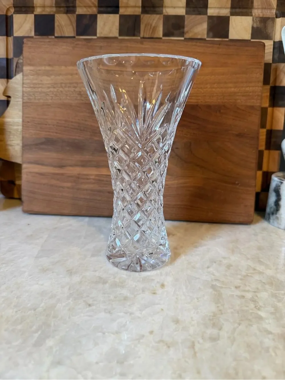 Beautiful cut Crystal vase 7”